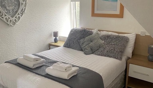 Double Room (Private External Bathroom)