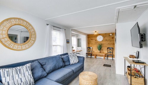 House (2 Bedrooms)