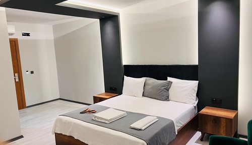 Comfort Suite, 1 Queen Bed