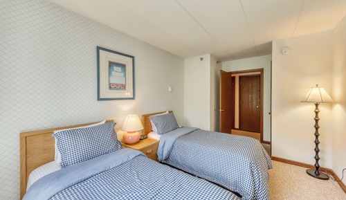 Condo, 2 Bedrooms