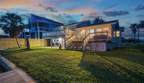 House (4 Bedrooms)