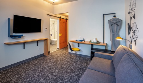 Suite (Sycamore)