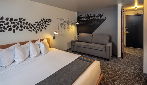 Standard Room, 1 King Bed