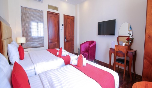 Triple Room