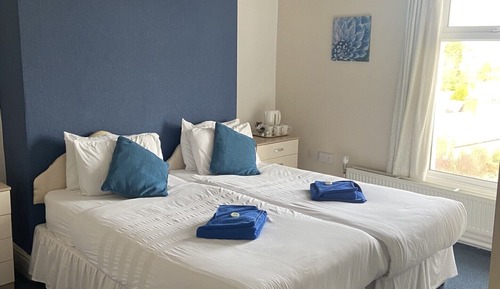 Basic Triple Room