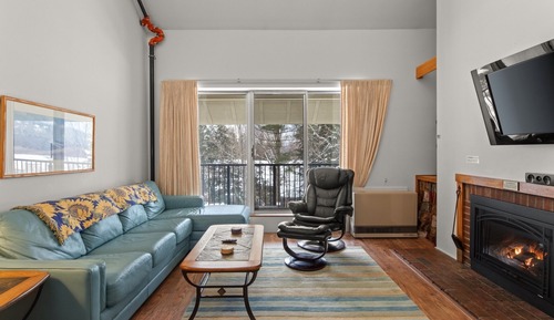 Condo, 2 Bedrooms