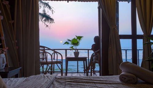 Wooden Sea view Cabin with Balcony