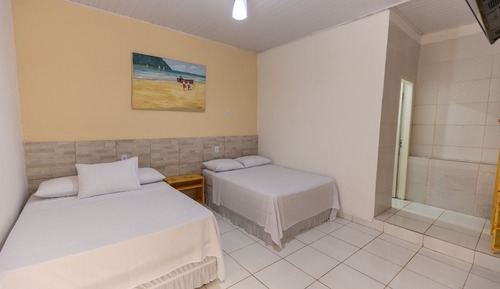 Family Room, Multiple Beds