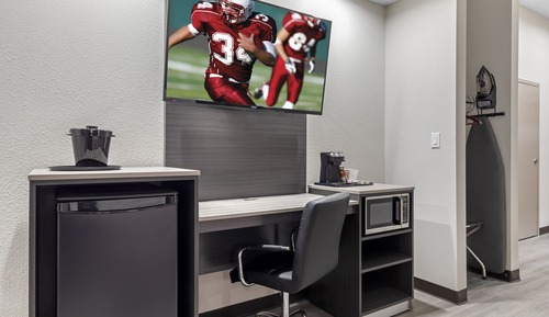 Superior Room, 1 King Bed, Accessible, Non Smoking (Roll-In Shower)