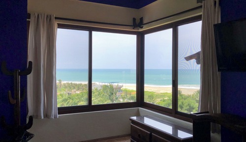 Oceanview Guesthouse, Marinero and Punta terrace