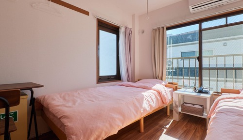 Twin Room, Non Smoking