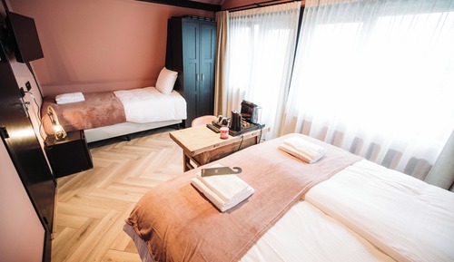 Deluxe Triple Room