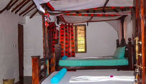 Junior Twin Room, 2 Bedrooms, Non Smoking, Garden View
