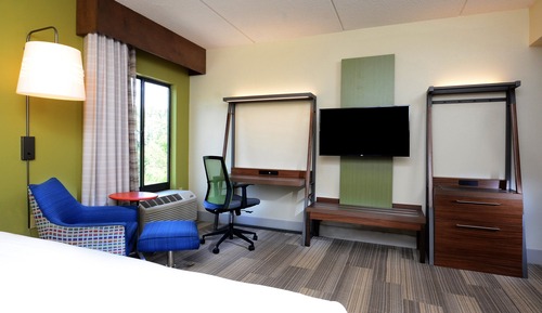 Standard Room, 1 King Bed