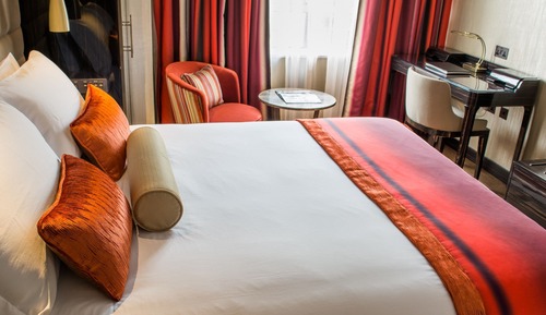 Deluxe Club Room 