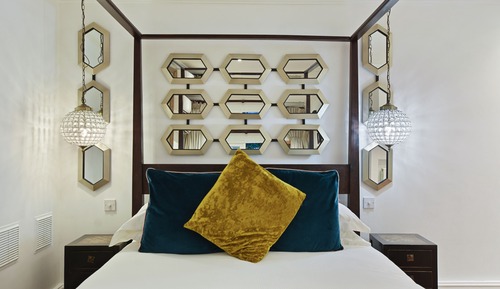 Junior Suite (lower ground floor)