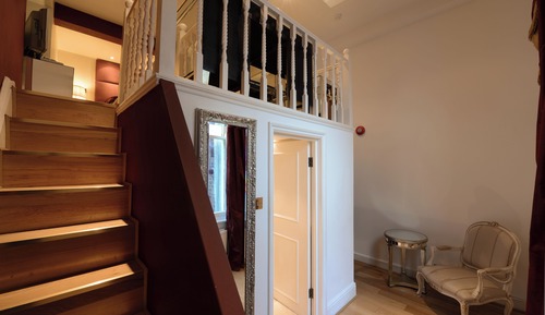 Mezzanine Double (Annexe, Low Ceiling)