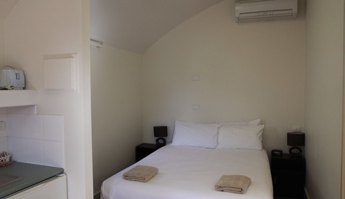 Budget Twin Cabin