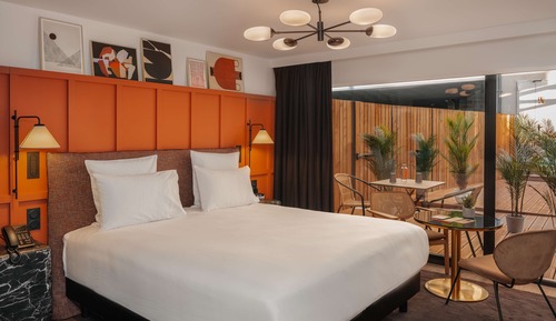 Deluxe Room, 1 King Bed, Balcony