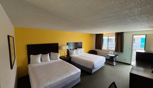 Standard Double Room, 2 Queen Beds