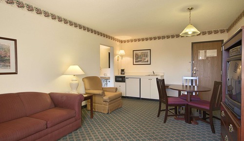 Suite, 1 Queen Bed, Accessible, Non Smoking
