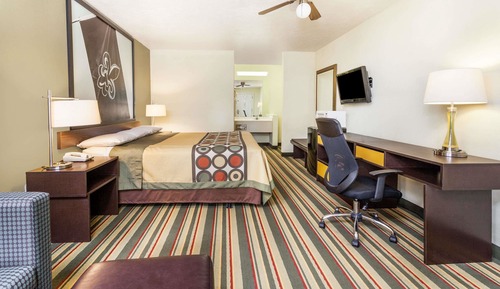 Standard Room, 1 King Bed