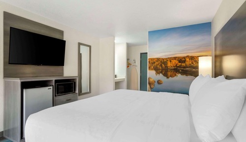 Standard Room, 1 King Bed, Non Smoking