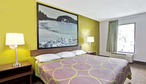 Studio Suite, 1 King Bed, Non Smoking