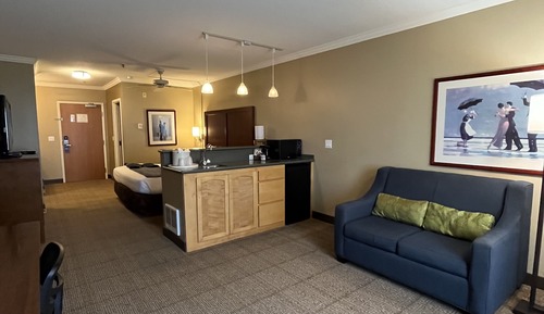 Suite, 1 King Bed, Non Smoking