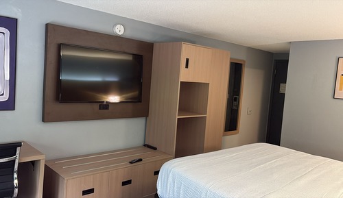 Room, 1 Queen Bed, Accessible, Non Smoking (Mobility)