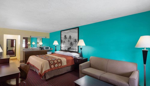 Deluxe Room, 1 King Bed, Non Smoking
