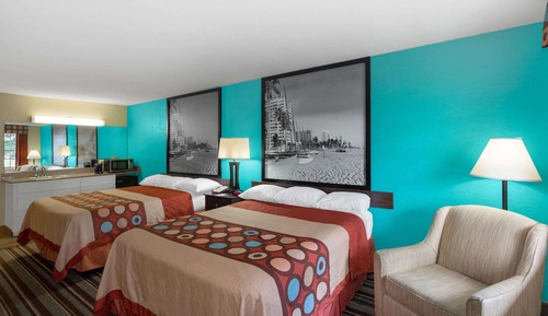 Standard Room, 2 Queen Beds, Non Smoking