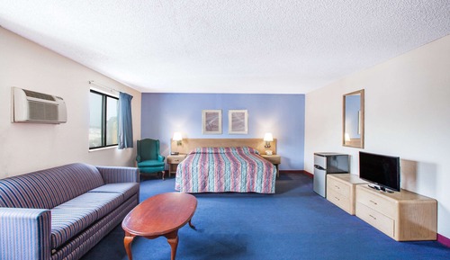 Room, 1 King Bed, Non Smoking