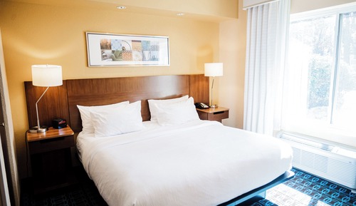 Suite, 1 King Bed with Sofa bed, Non Smoking