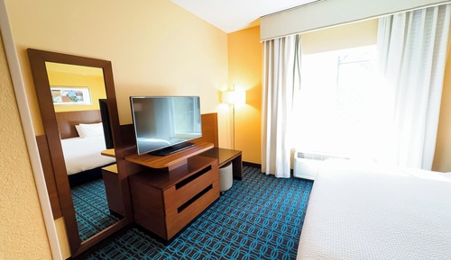 Executive Suite, 1 King Bed with Sofa bed, Non Smoking