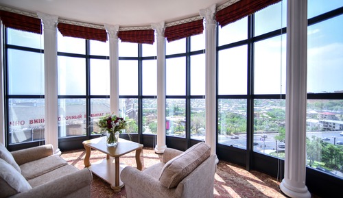 Honeymoon Studio Suite, City View
