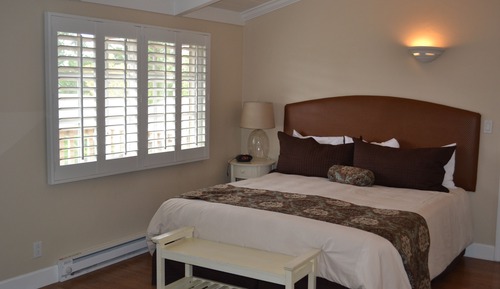 Standard Room, 1 King Bed