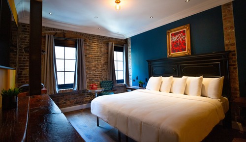 Premium Room, 1 King Bed