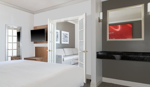 Suite, 1 Bedroom, City View