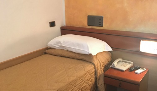 Single Room, Balcony