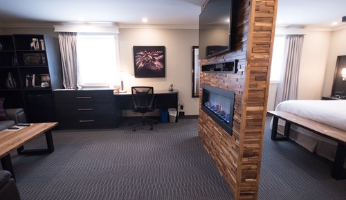 Presidential Suite, 1 King Bed, Jetted Tub (Multi-Jet shower)