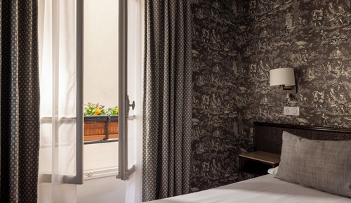 Twin Room, 2 Twin Beds, Courtyard View
