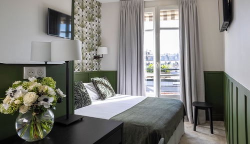 Tradition Double Room, City View