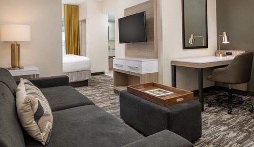Executive Suite, 1 King Bed, Executive Level