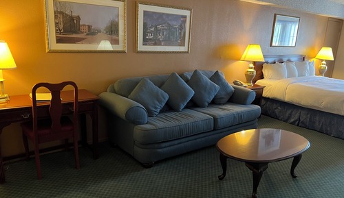 King Mini Suite