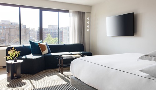 Room, 1 King Bed, Accessible Bathtub (Mobility, Accessible Tub)