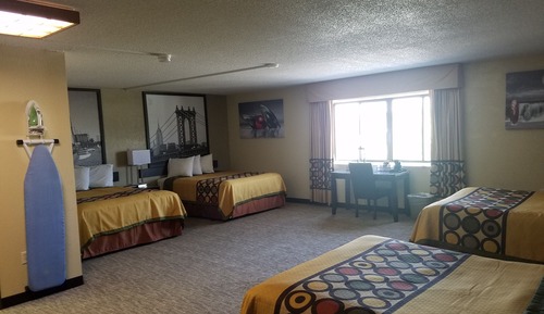 Room, Multiple Beds, Non Smoking