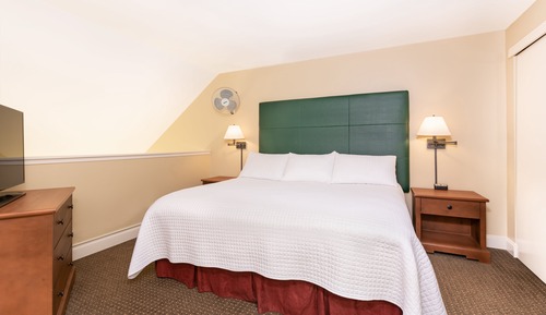 Room, 2 Bedrooms
