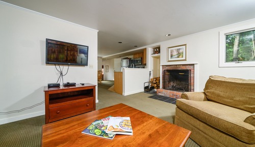 Stoweflake Townehome, 2 Bedrooms - Not Pet Friendly