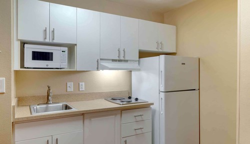 Deluxe Studio, 1 King Bed with Sofa bed, Non Smoking